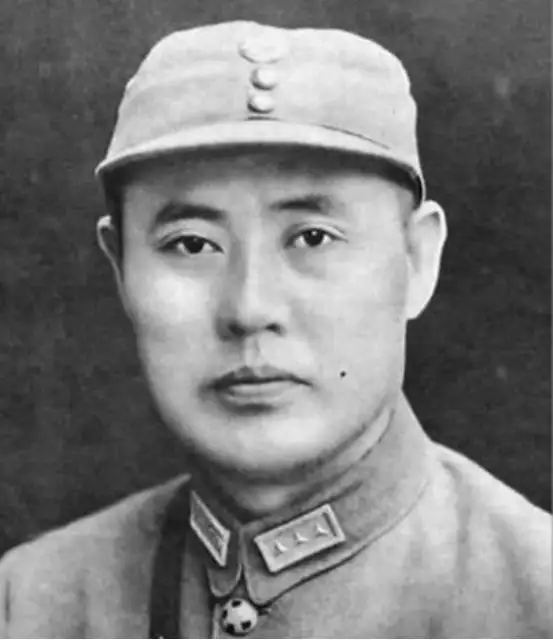 第一任水利部长傅作义感动大哭